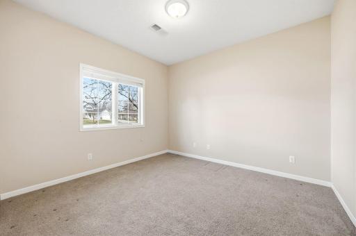 1320 Heritage Avenue NW, Hutchinson, MN 55350