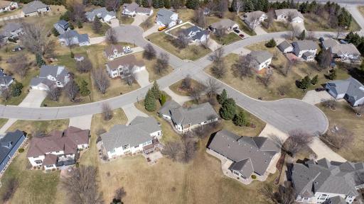 1320 Heritage Avenue NW, Hutchinson, MN 55350