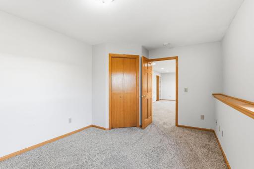 3217 Meadow Brook Place, Woodbury, MN 55125