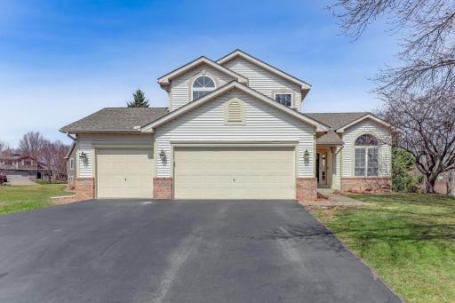 3217 Meadow Brook Place, Woodbury, MN 55125