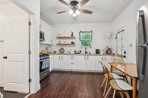 587 Cook Avenue E, Saint Paul, MN 55130