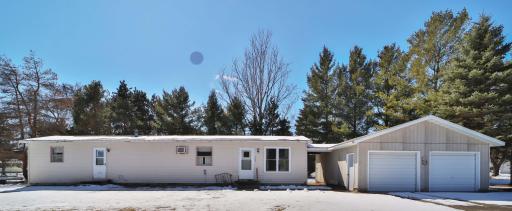 109 Velkommen Street NE, Staples, MN 56479
