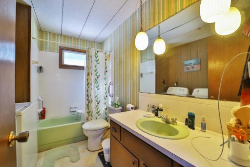 109 Velkommen Street NE, Staples, MN 56479