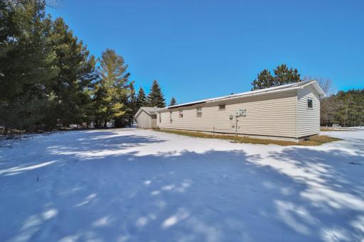 109 Velkommen Street NE, Staples, MN 56479