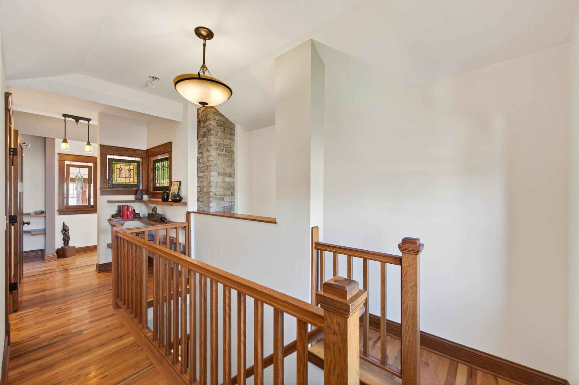 36_305_Brimhall_St26_mls.jpg