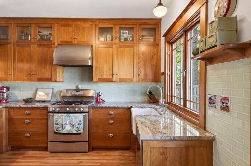 305 Brimhall Street, Saint Paul, MN 55105