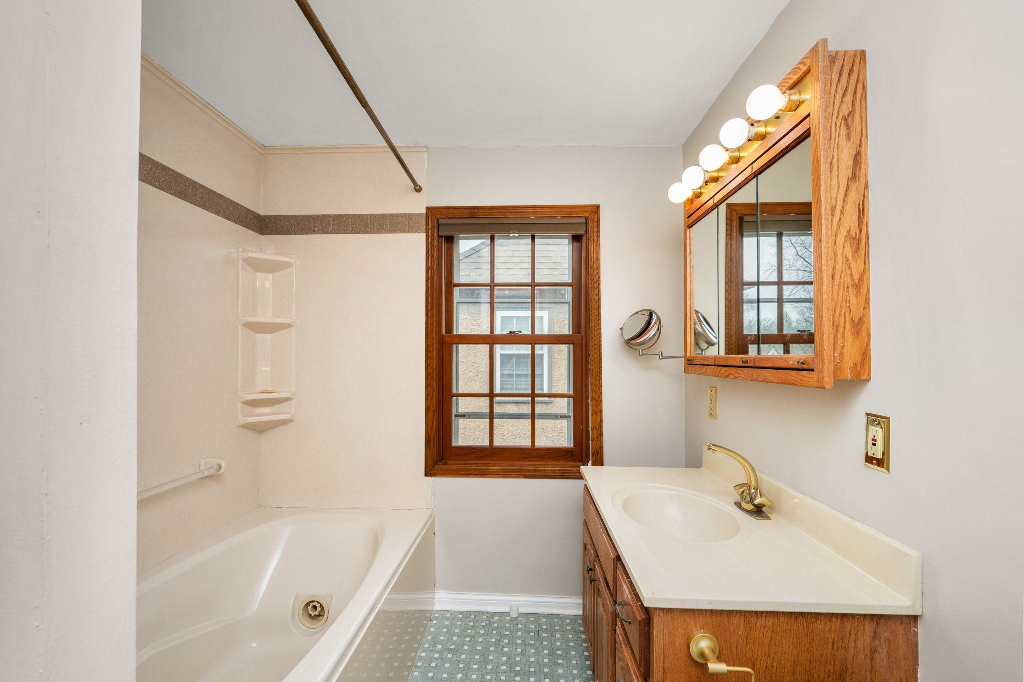 4912 Oakland Ave, Minneapolis, MN 55417-Boulevard-14.jpg