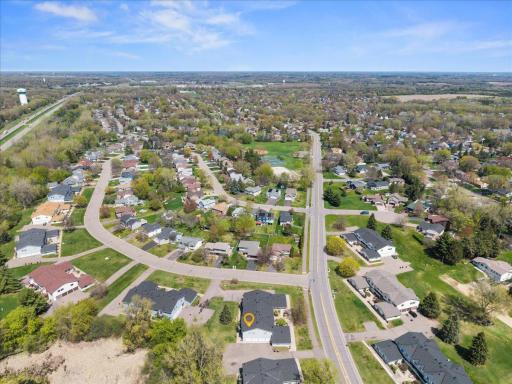 1604 Helmo Avenue N, Oakdale, MN 55128