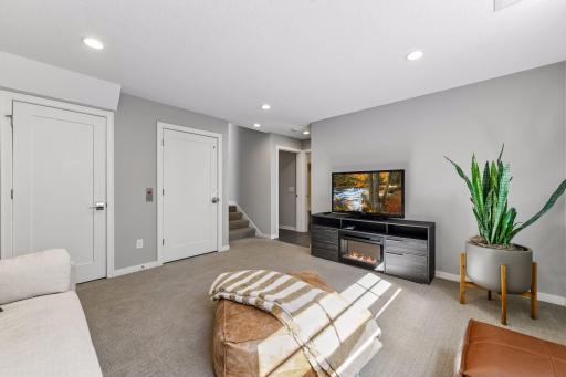 3932 W 49th Street, Minneapolis, MN 55424