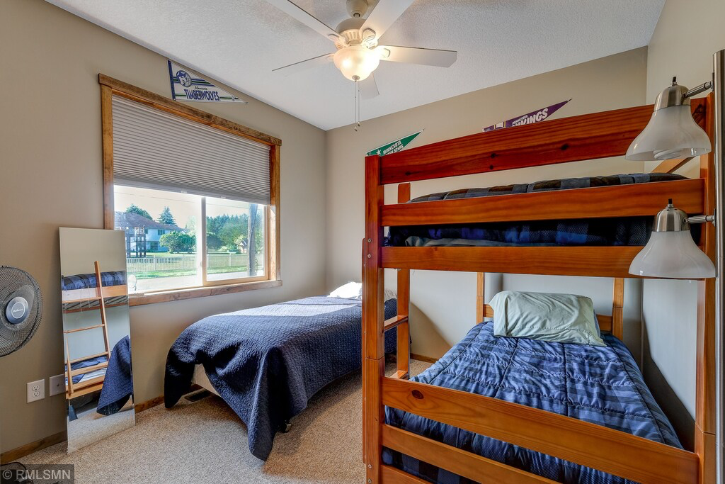 3rd bedroom upper level