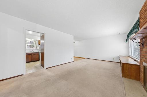 2123 Fox Place, Saint Paul, MN 55120
