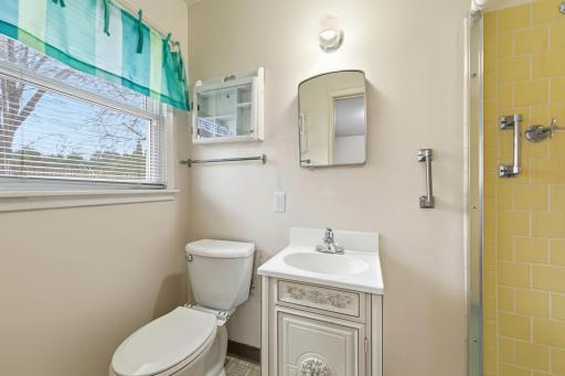2123 Fox Place, Saint Paul, MN 55120