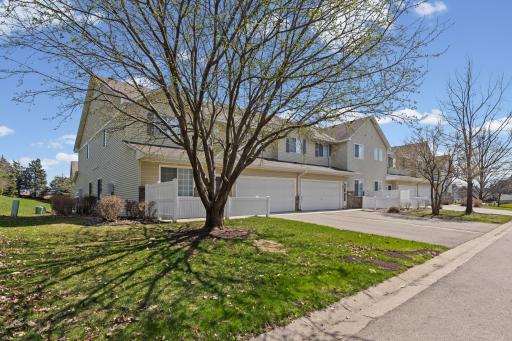 3053 Juniper Lane, D, Woodbury, MN 55125