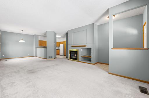 3053 Juniper Lane, D, Woodbury, MN 55125