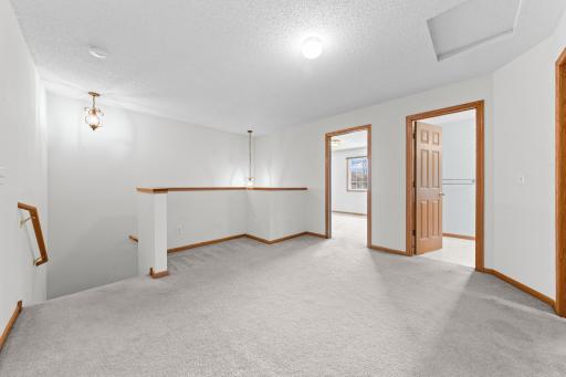 3053 Juniper Lane, D, Woodbury, MN 55125