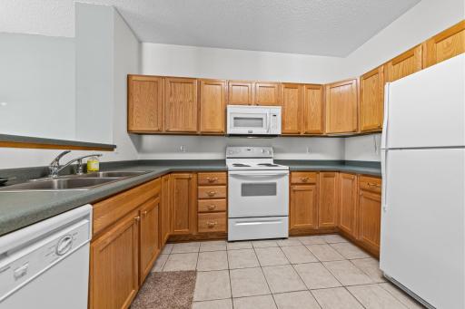 3053 Juniper Lane, D, Woodbury, MN 55125