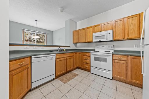 3053 Juniper Lane, D, Woodbury, MN 55125