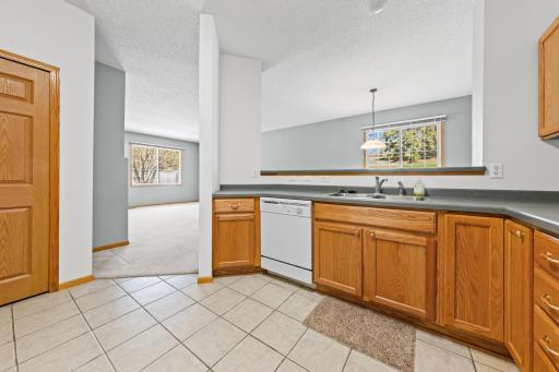 3053 Juniper Lane, D, Woodbury, MN 55125