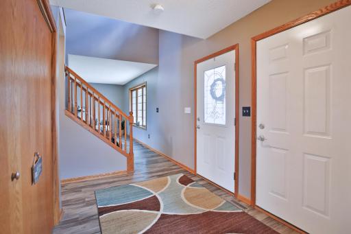 6221 Townsview Lane SE, Rochester, MN 55904