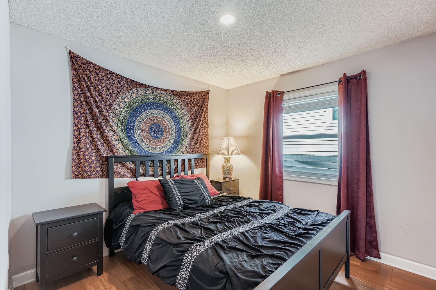 3142 Grimes Ave N - Web Quality - 007 - 13 Bedroom.jpg