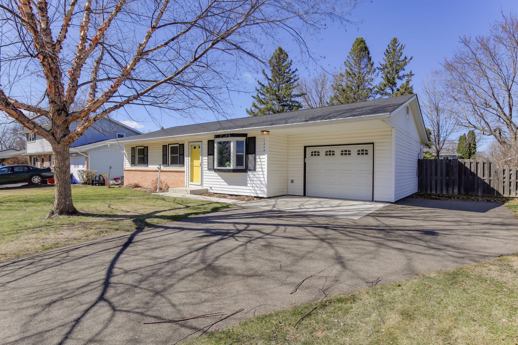 Welcome to this Well Cared for 1968 rambler in a Great Location on the desirable west side of Hastings.