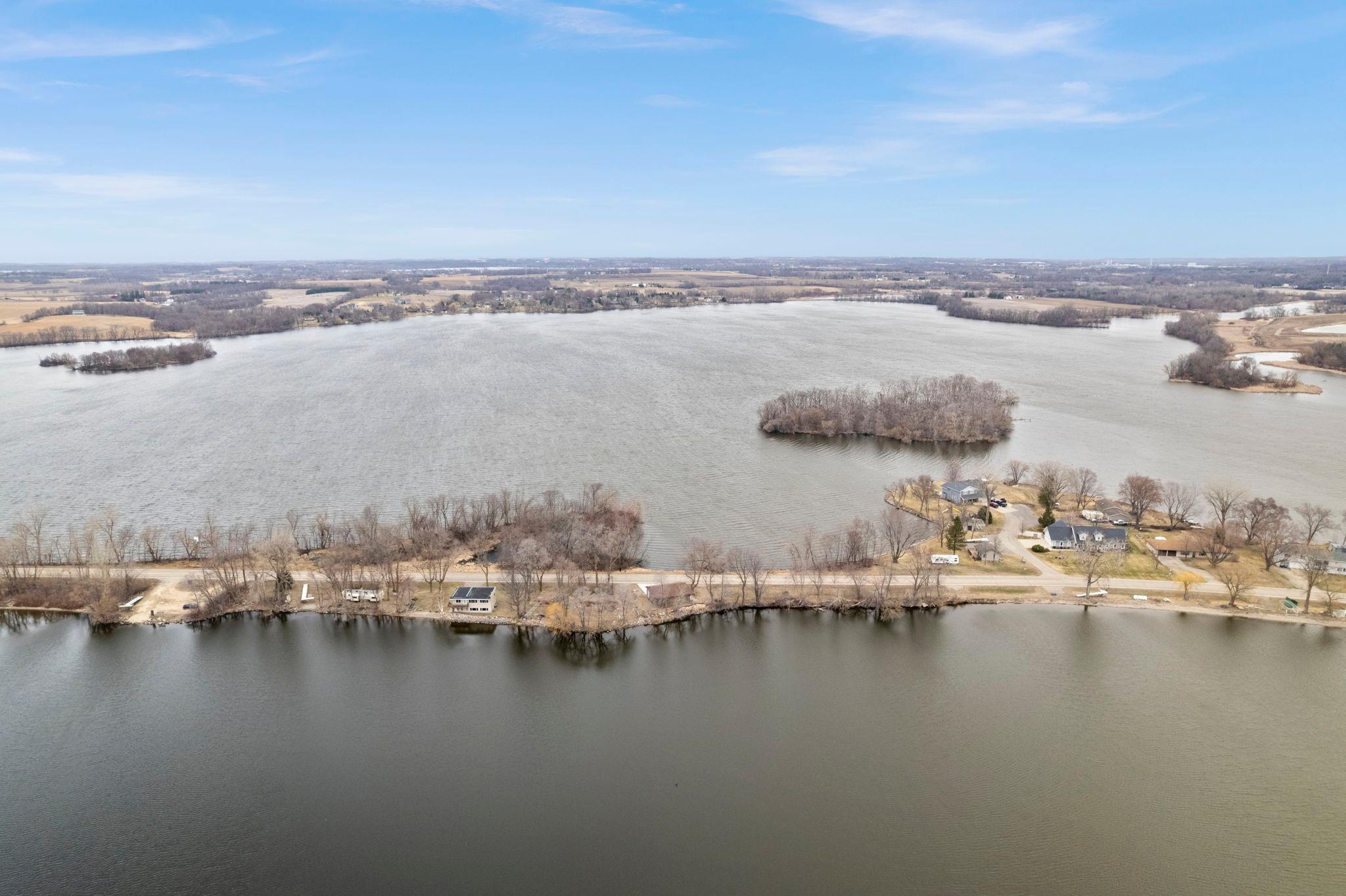 35-web-or-mls-3990 Cannon Lake Trl-114.jpg