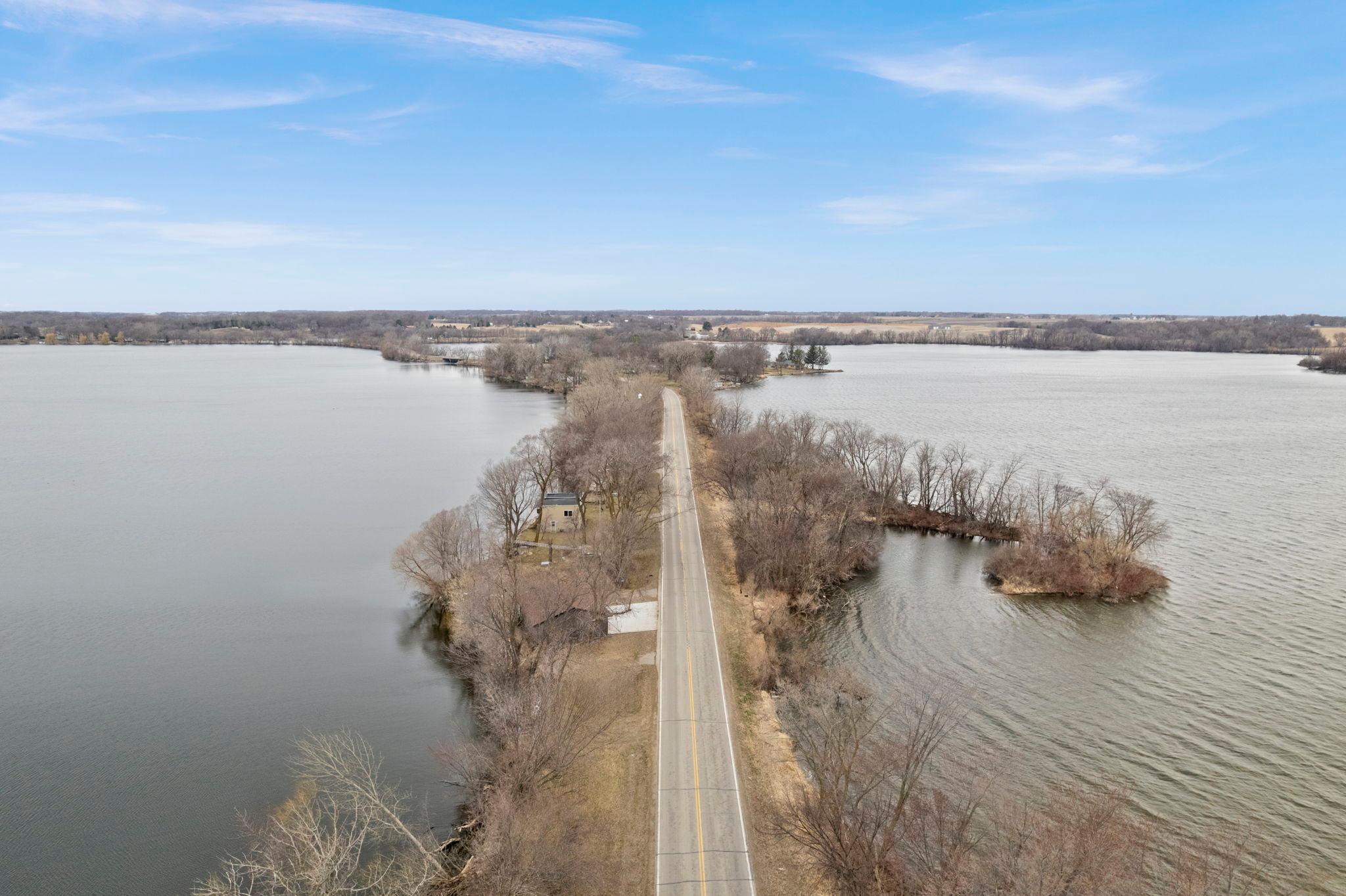 28-web-or-mls-3990 Cannon Lake Trl-132.jpg