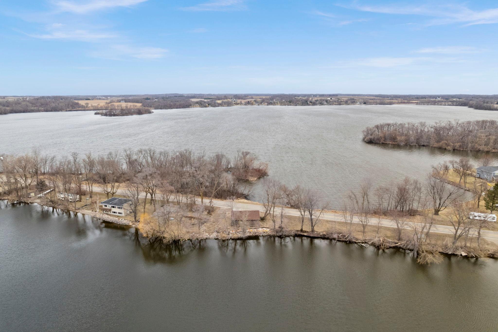 32-web-or-mls-3990 Cannon Lake Trl-105.jpg