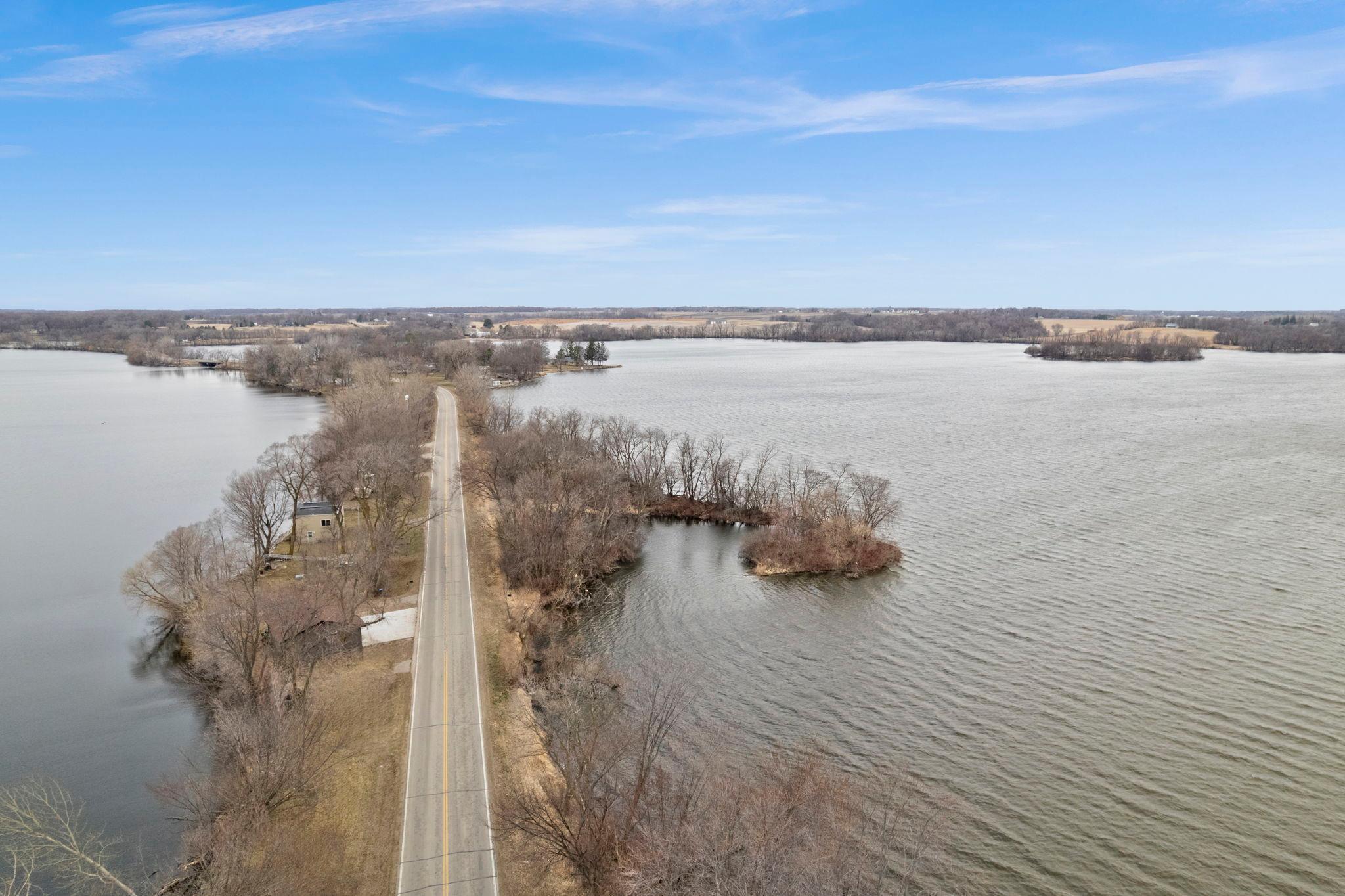 29-web-or-mls-3990 Cannon Lake Trl-135.jpg