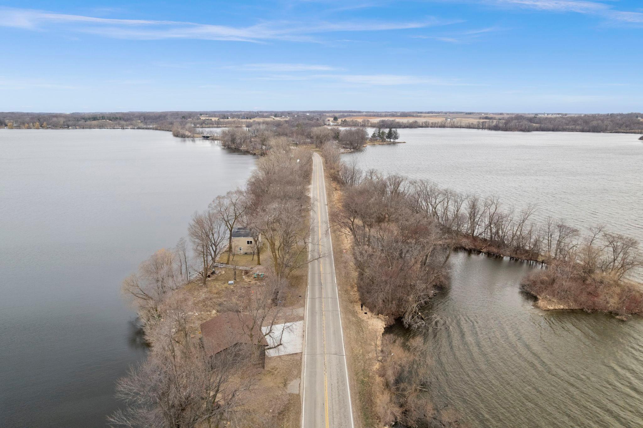 27-web-or-mls-3990 Cannon Lake Trl-129.jpg