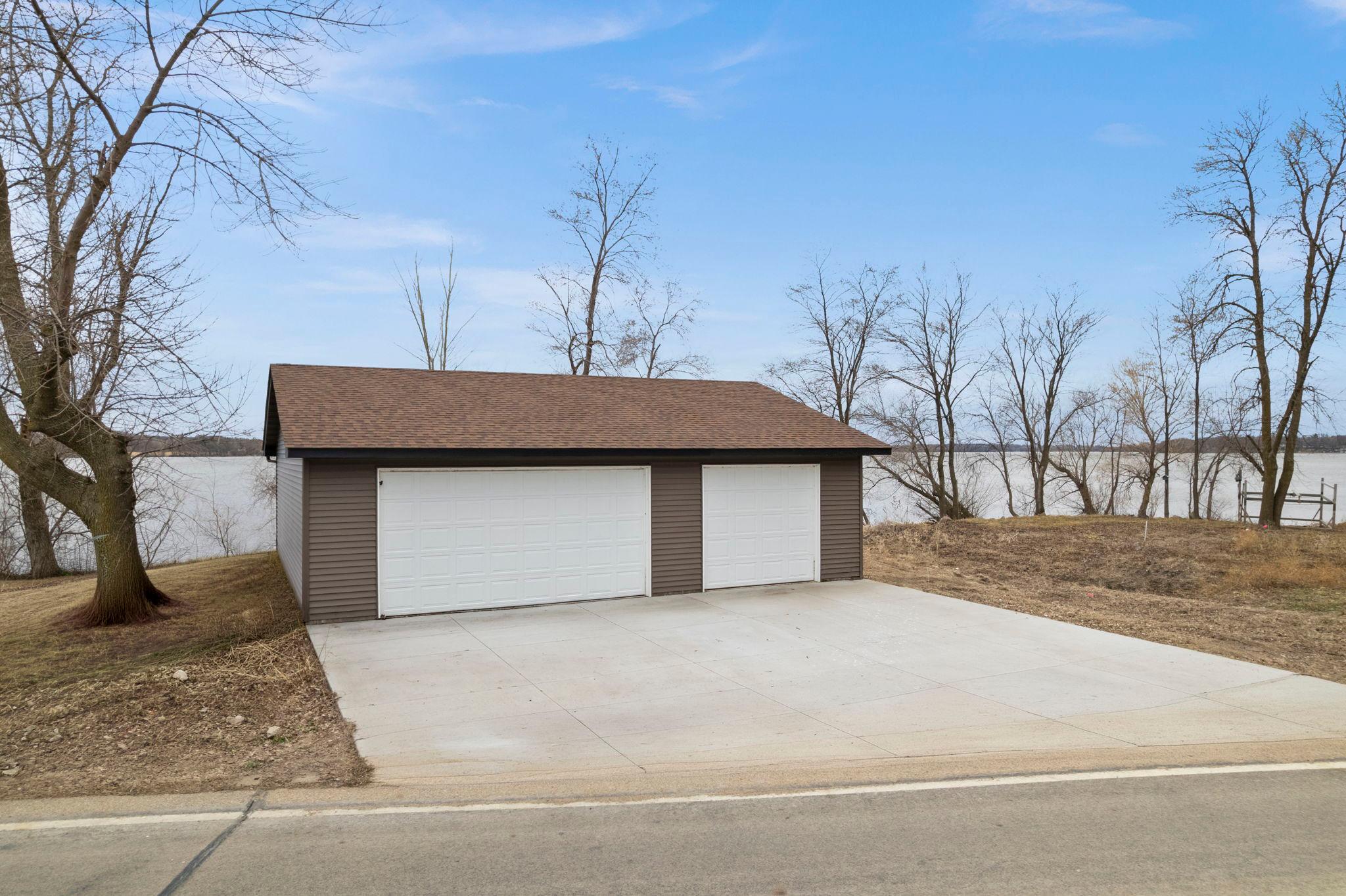 7-web-or-mls-3990 Cannon Lake Trl-84.jpg