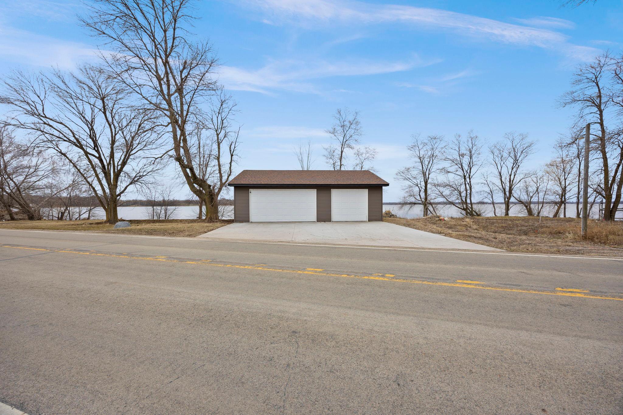 11-web-or-mls-3990 Cannon Lake Trl-19.jpg