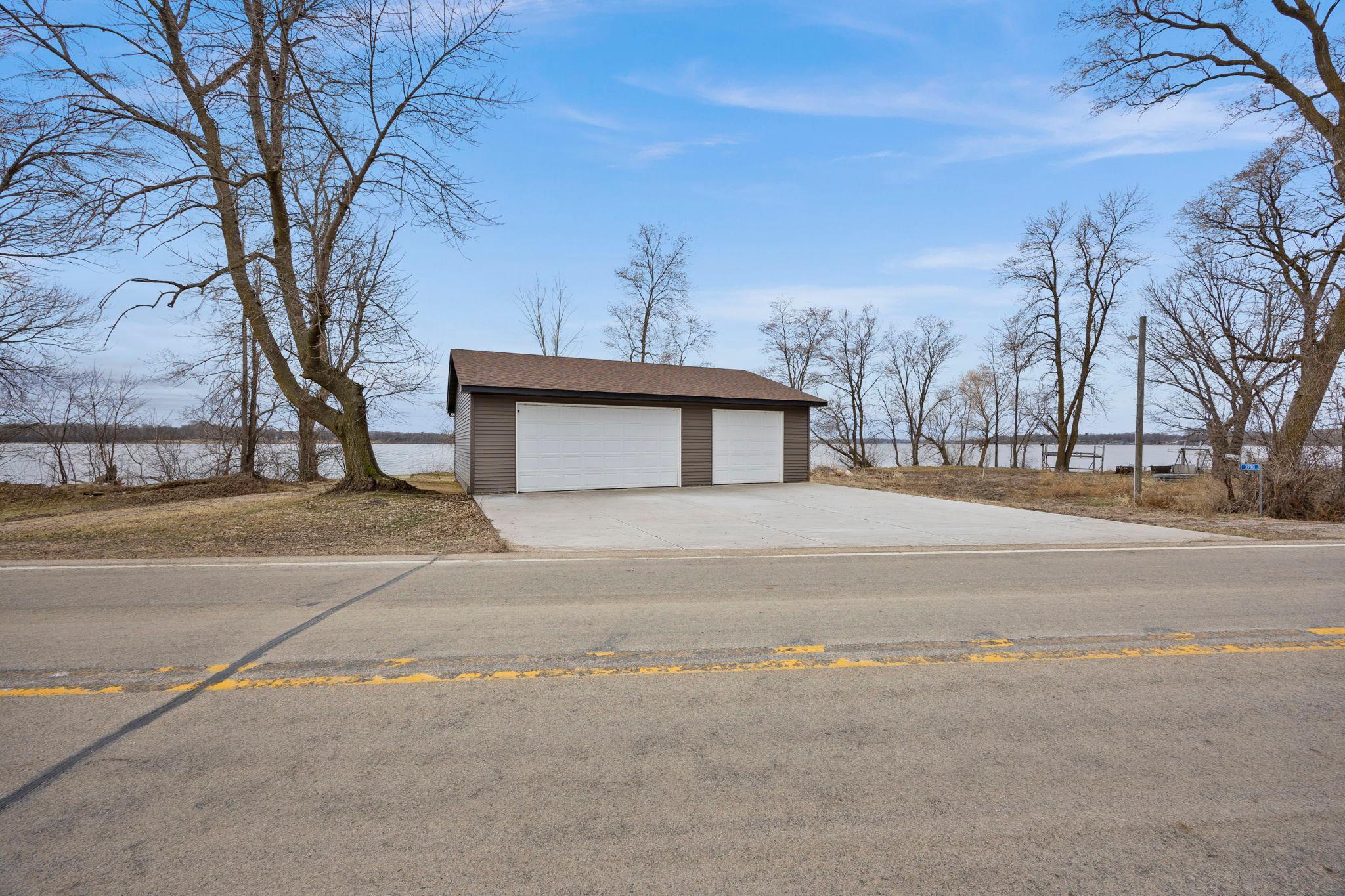 12-web-or-mls-3990 Cannon Lake Trl-24.jpg