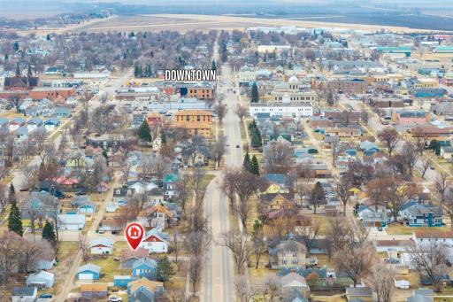 610 4th Street N, Wahpeton, ND 58075
