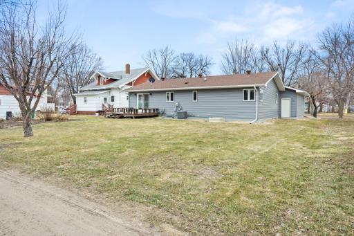610 4th Street N, Wahpeton, ND 58075