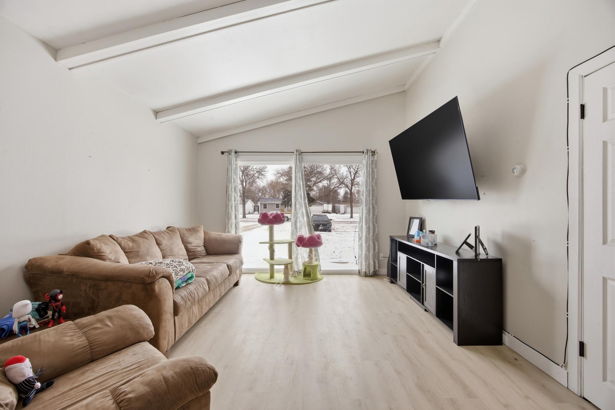 Unit 611 Living Room