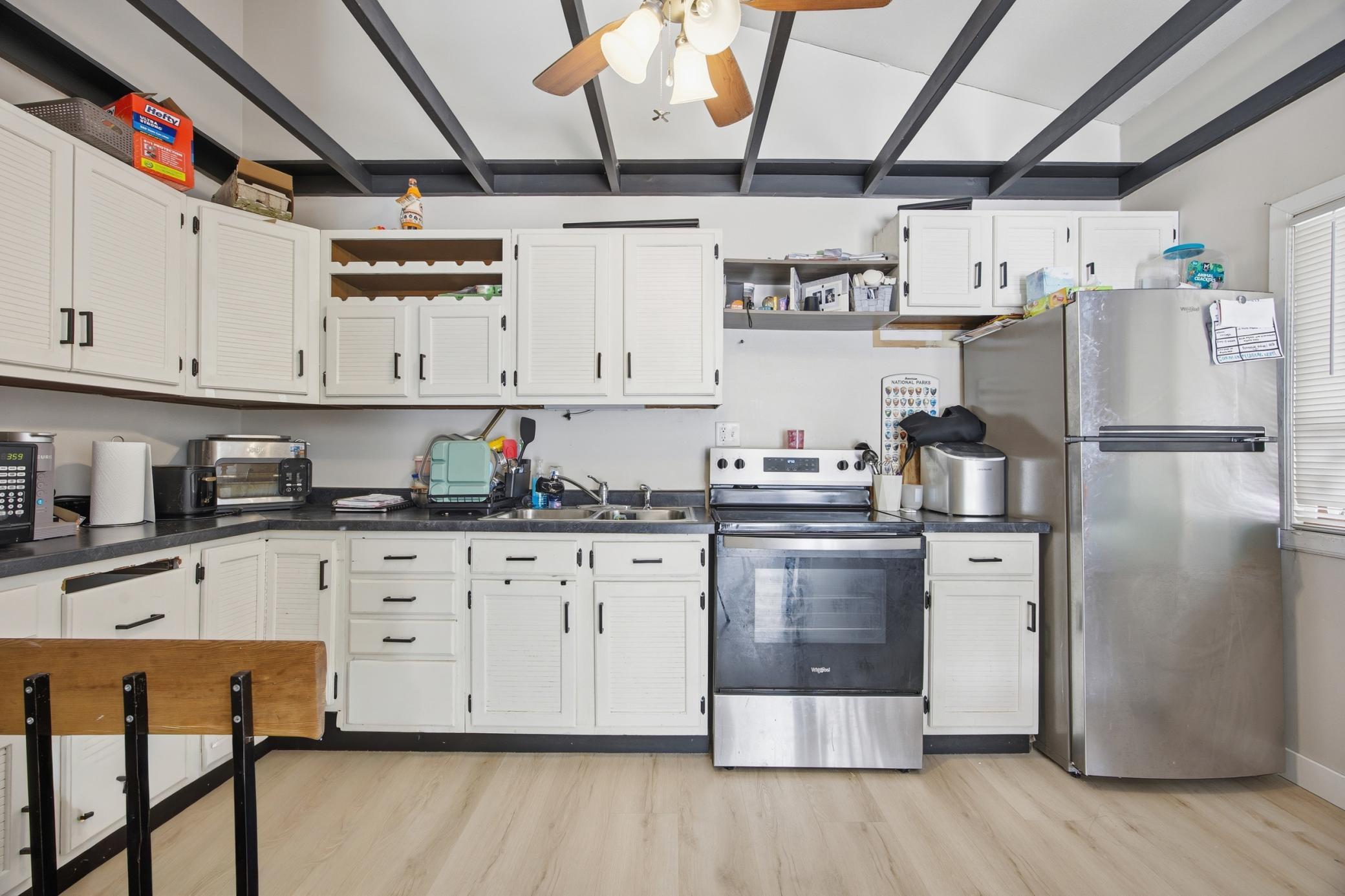 Unit 611 Kitchen
