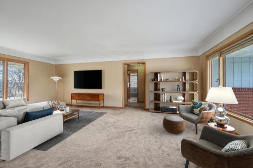 23x14 expansive living room (virtually staged)
