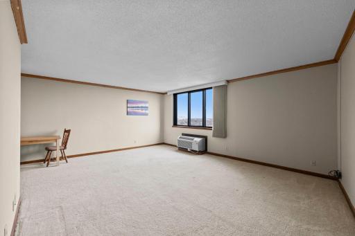 1181 Edgcumbe Road, 1712, Saint Paul, MN 55105