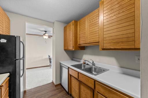 Convenient entryway leading straight into the open concept dining area
