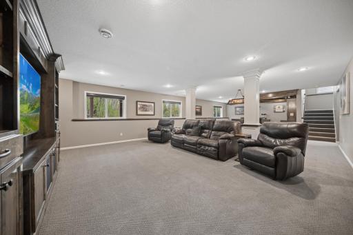 8410 151st Street, Savage, MN 55378