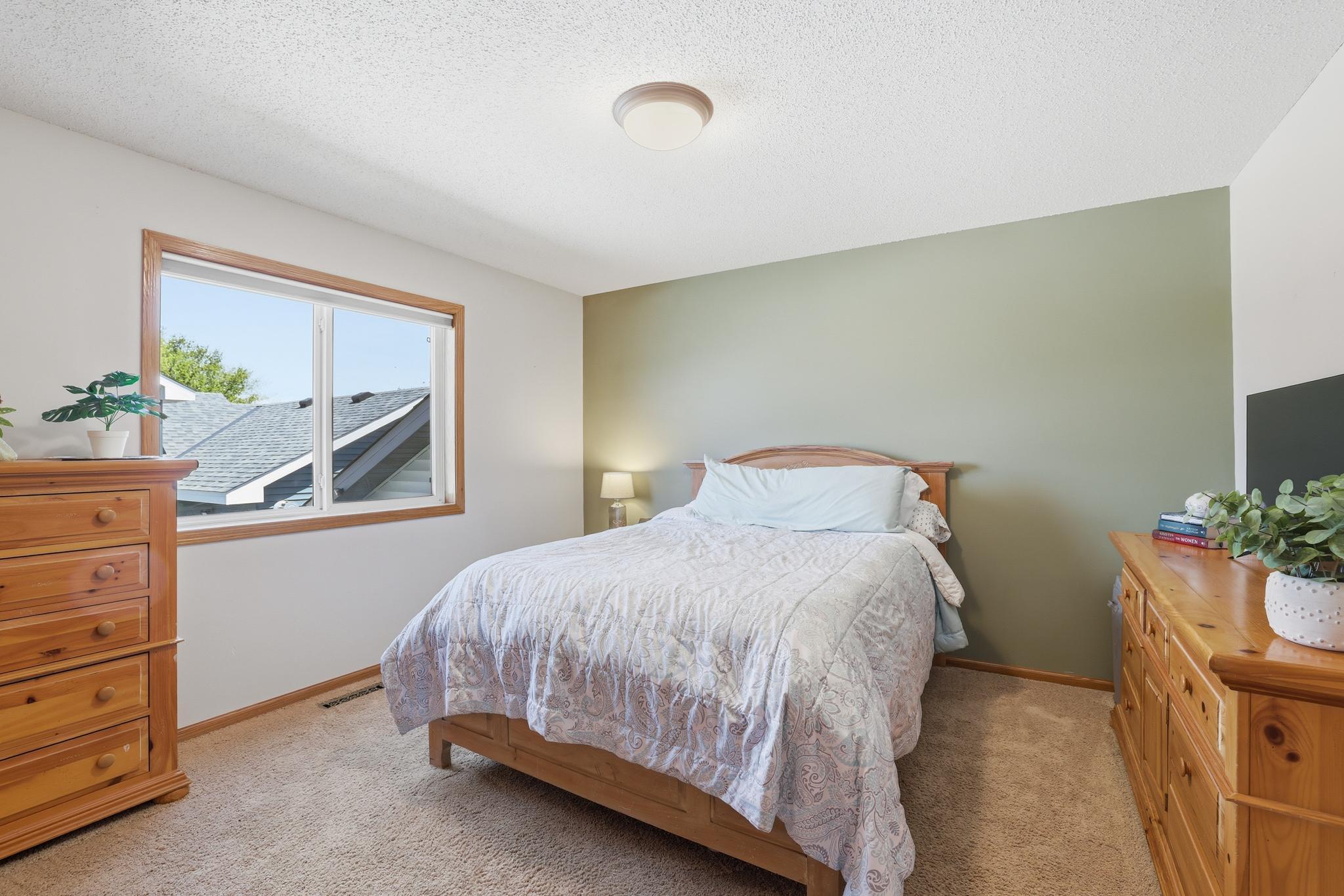 Interior - Primary Bedroom (Upper)