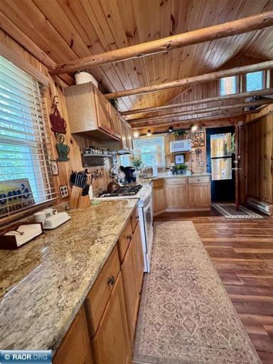 3069 Black Bay Road, Cook, MN 55723