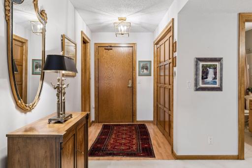 8430 Pennsylvania Road, 113, Bloomington, MN 55438