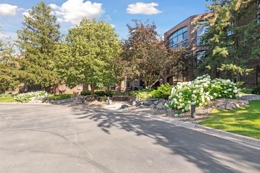 8430 Pennsylvania Road, 113, Bloomington, MN 55438