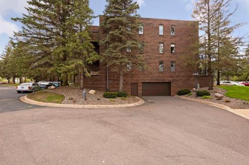 8430 Pennsylvania Road, 113, Bloomington, MN 55438