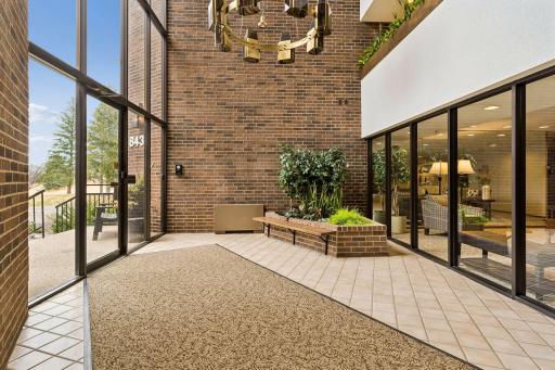 8430 Pennsylvania Road, 113, Bloomington, MN 55438