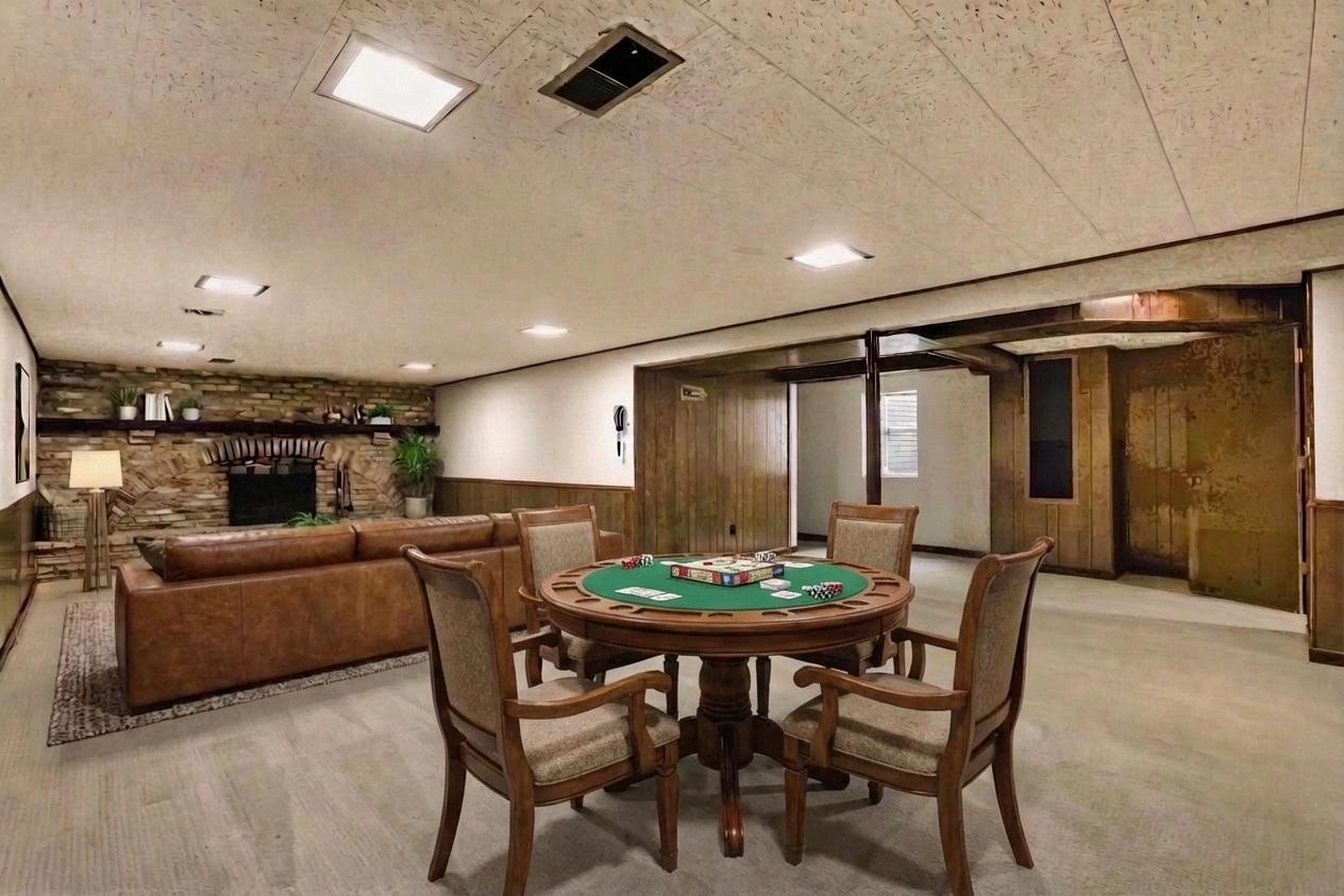 Howard LL Family Room.jpg