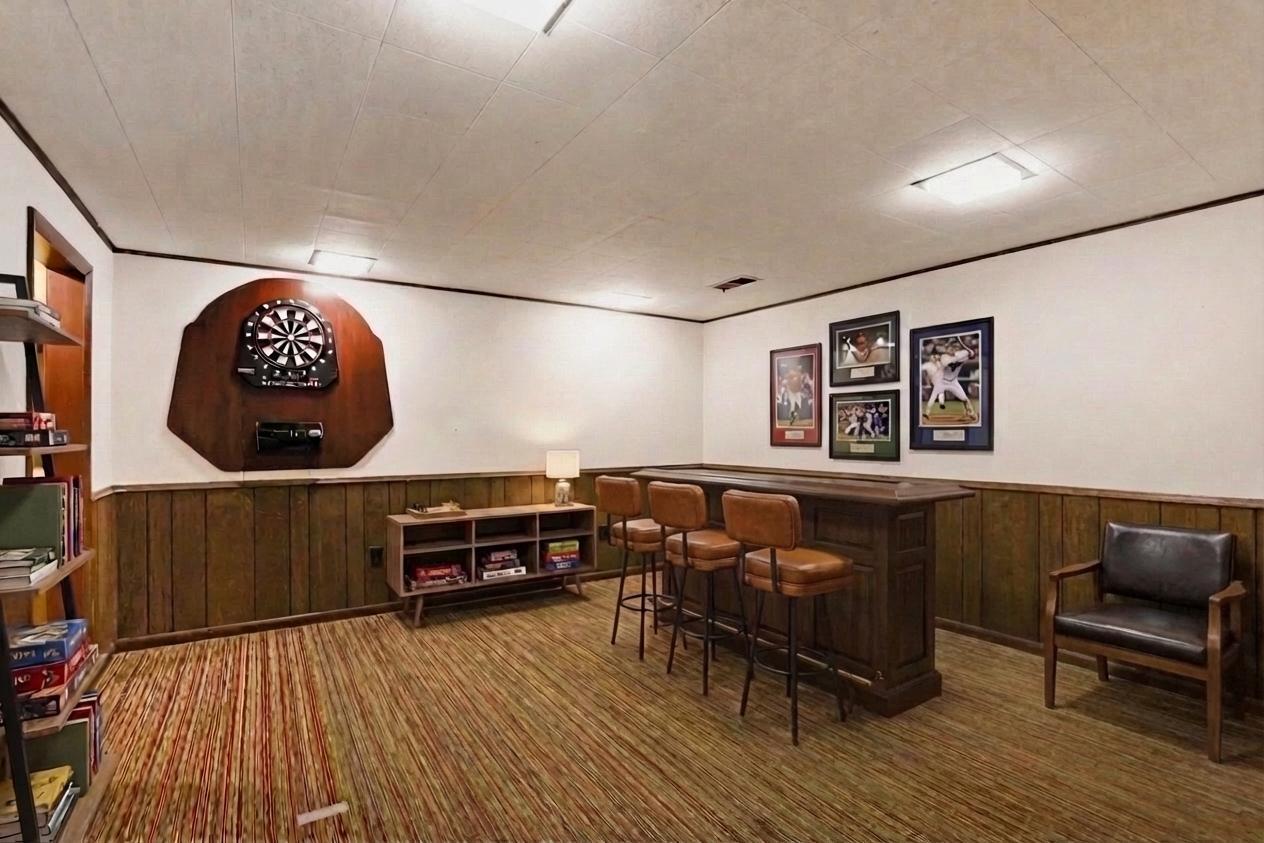 Howard Flex Room.jpg