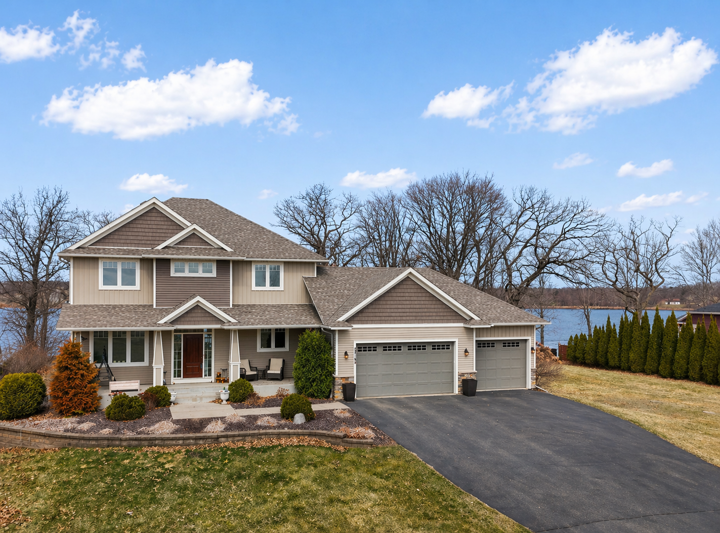 25188 Firefly Avenue